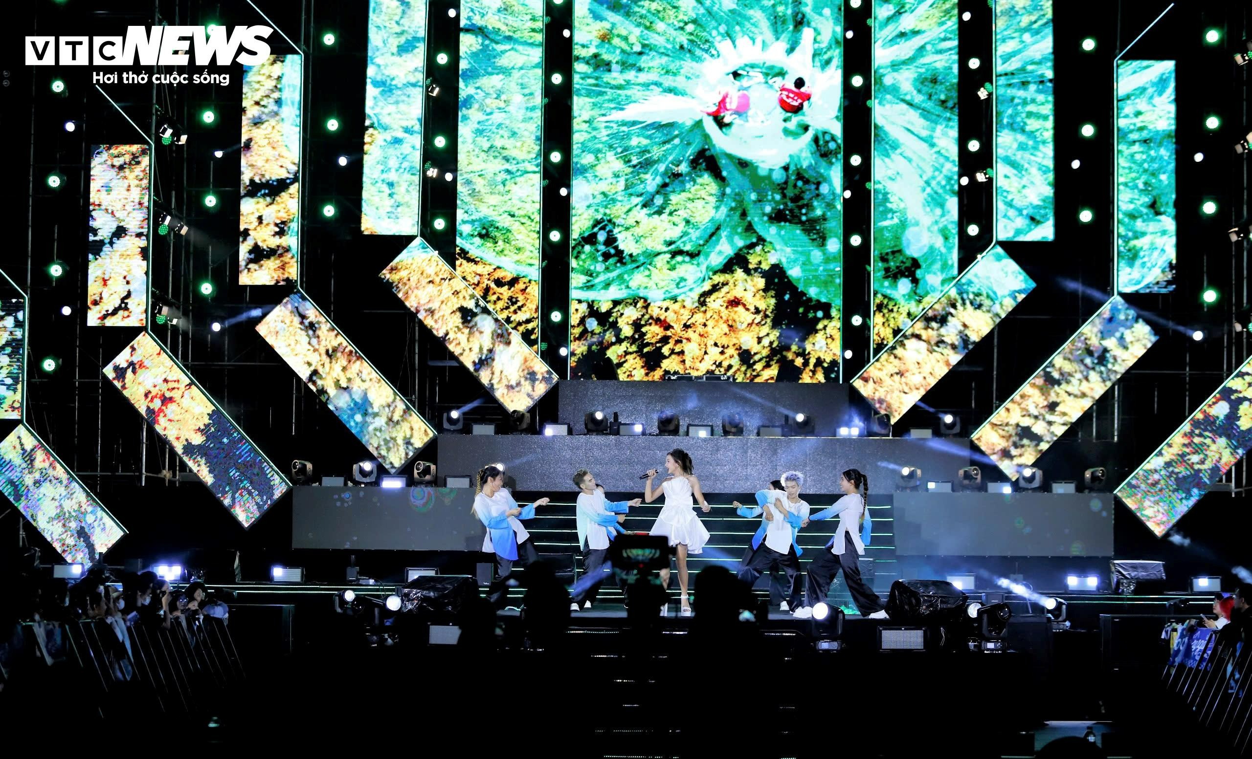 Các chương trình mở màn Chương trình đón chào năm mới 2026 ở Gia Lai. (Ảnh: Nguyễn Hiếu)