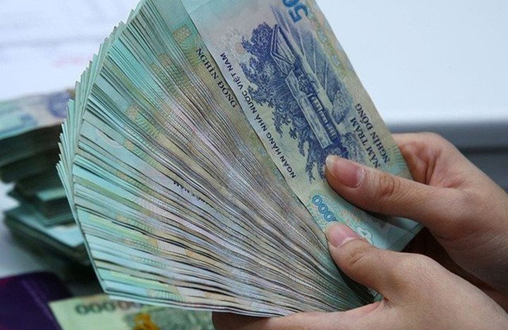 Nhiều người sẽ được tặng quà 400.000 đồng/người dịp Tết Bính Ngọ 2026. (Ảnh minh họa)