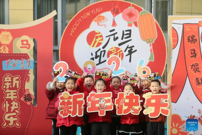 Châu Á đón giao thừa năm 2026: Hai sắc thái đối lập - 7