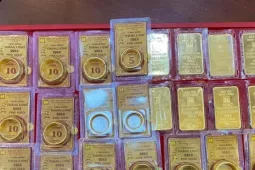 Năm biến động của giá vàng: Kẻ cười, người khóc