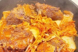 Bộ phận ngon nhất của con bò, nhiều protein, tăng cường trí nhớ, đem nấu lẩu ăn vào mùa lạnh ngon khó cưỡng