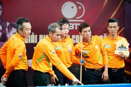 Quyết Chiến & đồng đội sáng cửa vô địch giải bi-a có thể thức lạ nhất Việt Nam