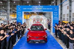 VinFast cán mốc xuất xưởng 200.000 ô tô điện trong năm 2025