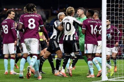 Kết quả bóng đá Burnley - Newcastle: 2 bàn chỉ sau 7 phút, thế dẫn bàn vẫn mong manh (Ngoại hạng Anh)