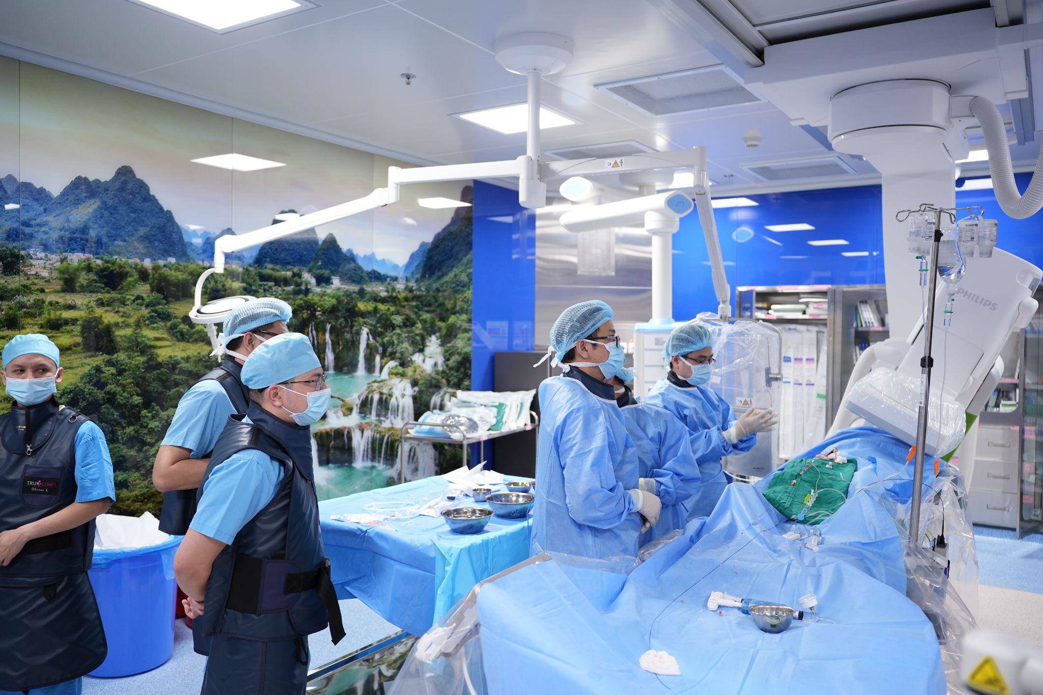 Can thiệp điều trị nhồi máu cơ tim tại BVĐK Hồng Ngọc