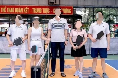 Bí thư xã bị “tố” bỏ lớp bồi dưỡng, đi đánh giải "Pickleball tình yêu U90+" nhận án kỷ luật