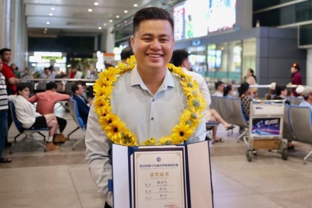 Lại Lý Huynh gây chấn động thế giới 2025, khiến “đế chế" cờ tướng Trung Quốc thảm bại