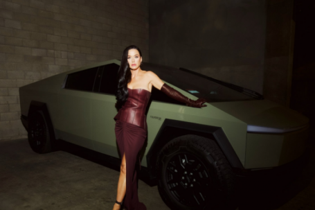 Ngắm bộ sưu tập xe đẳng cấp của Katy Perry