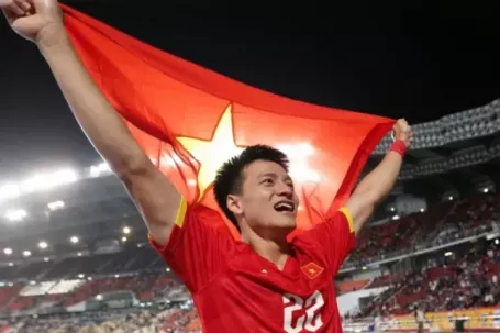 Năm rực rỡ của bóng đá Việt Nam