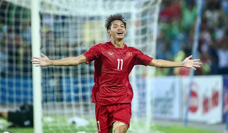 Sự trở lại của Vĩ Hào được kỳ vọng giúp U23 Việt Nam trở nên cân bằng trong cả phòng ngự lẫn tấn công