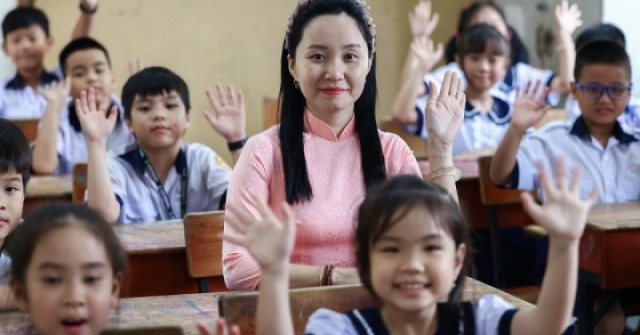 Giáo viên nhận thưởng Tết khoảng 10-14 triệu đồng