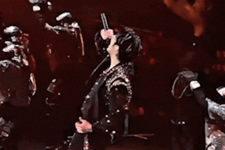 Robot nhào lộn, trình diễn như dancer chuyên nghiệp