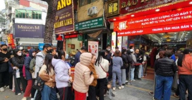 Giá vàng hôm nay mới nhất (31/12) tiếp đà giảm ...