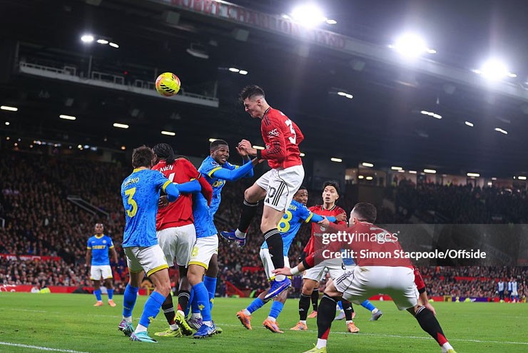 Sesko phung phí các cơ hội