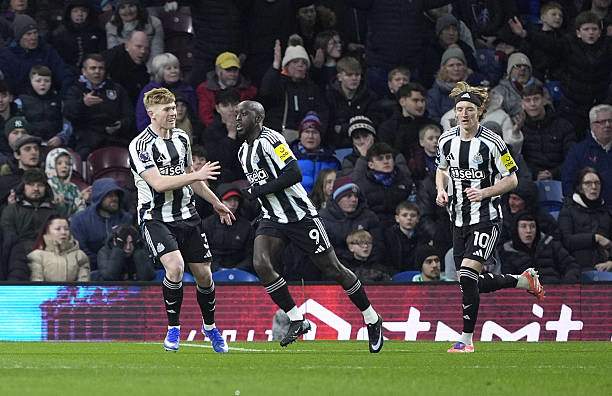 Newcastle mất chỉ 7 phút để ghi tới 2 bàn&nbsp;