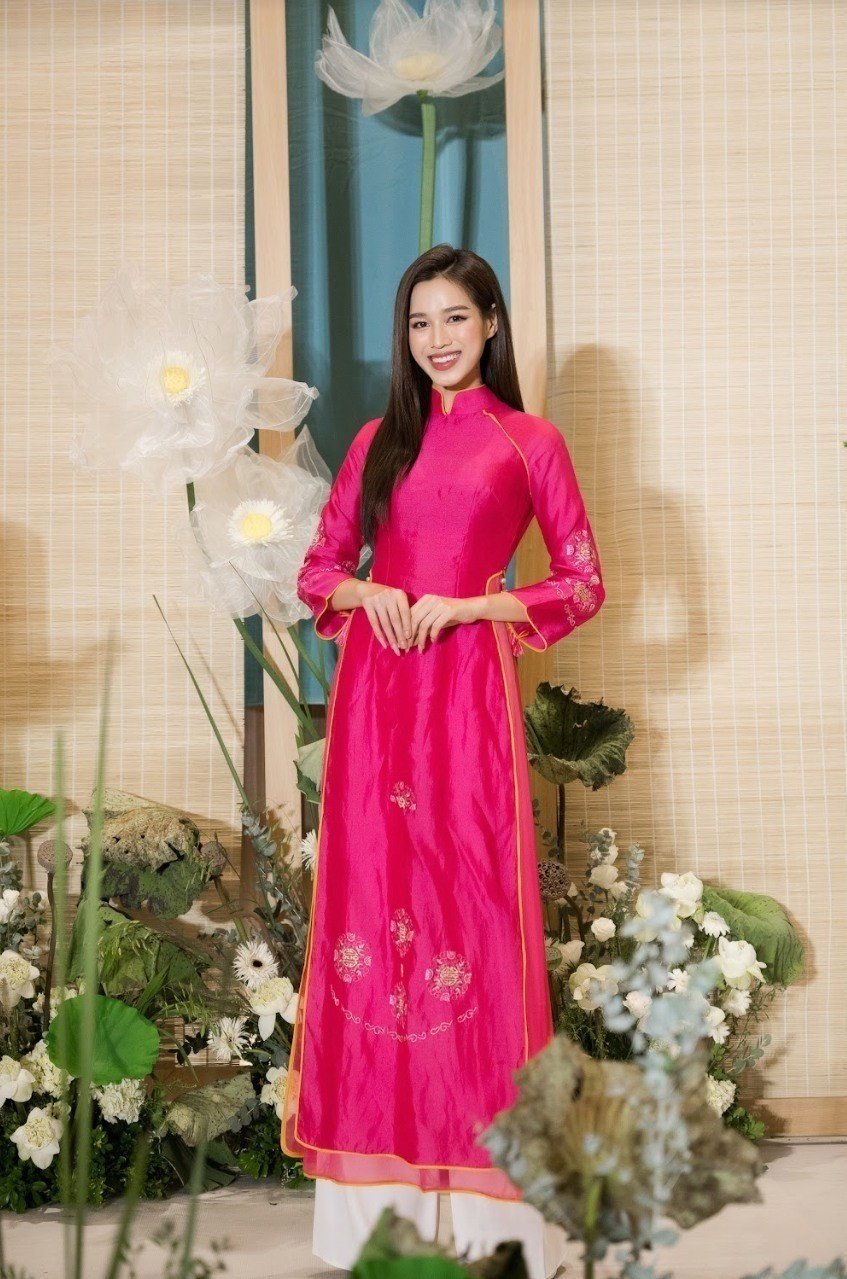 Hoa hậu Đỗ Thị Hà - mỹ nhân của mọi đám cưới: Set đồ nào cũng đẹp xuất sắc - 6