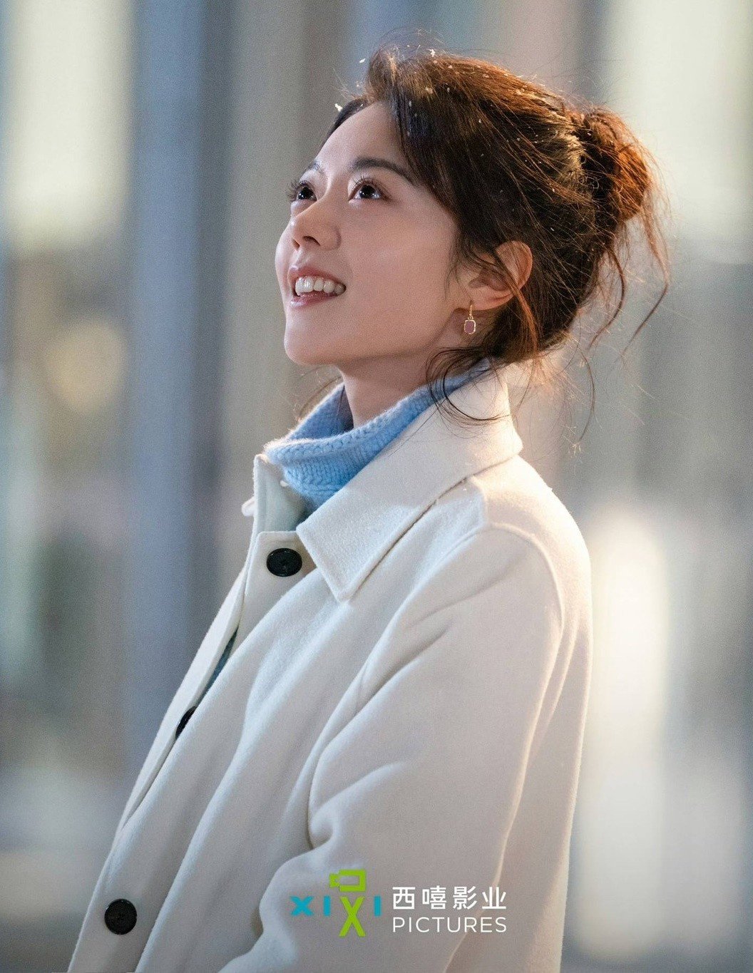 Tôi Như Ánh Dương Rực Rỡ: Là tiểu thư nhà giàu nhưng Triệu Kim Mạch lại mặc xấu? - 2