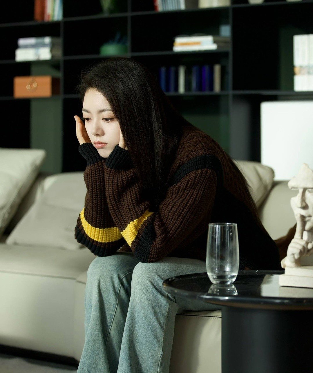 Tôi Như Ánh Dương Rực Rỡ: Là tiểu thư nhà giàu nhưng Triệu Kim Mạch lại mặc xấu? - 6