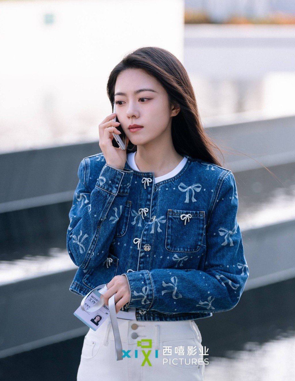 Tôi Như Ánh Dương Rực Rỡ: Là tiểu thư nhà giàu nhưng Triệu Kim Mạch lại mặc xấu? - 11