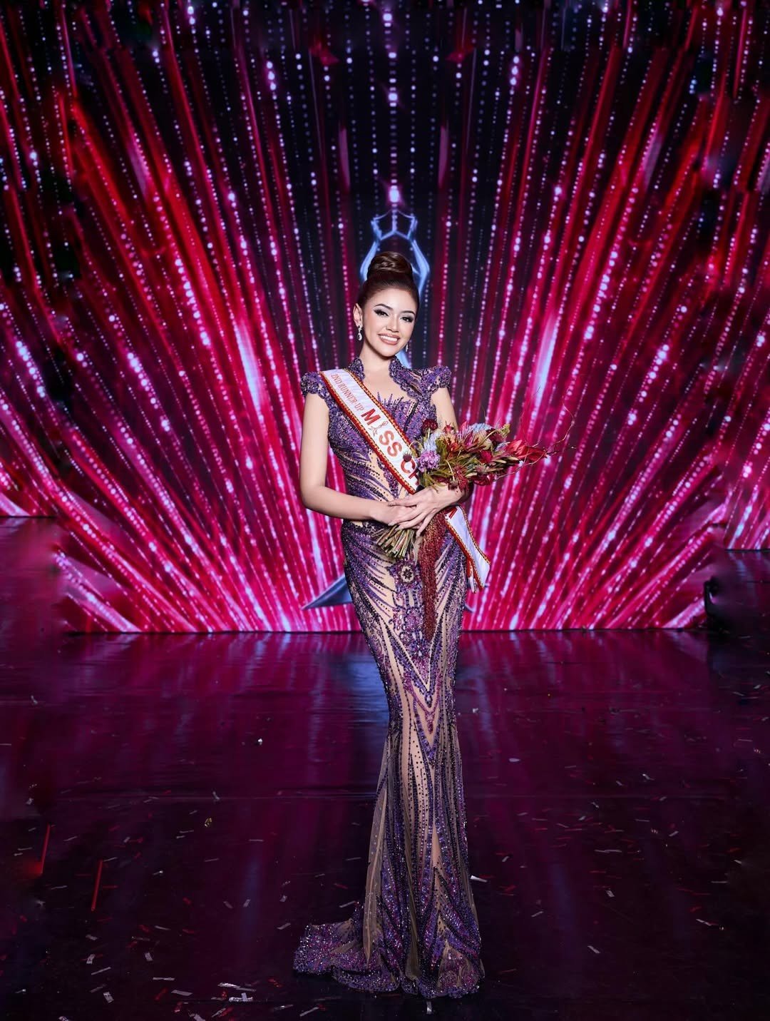 5 bộ váy dạ hội đẹp nhất năm 2025 - 14