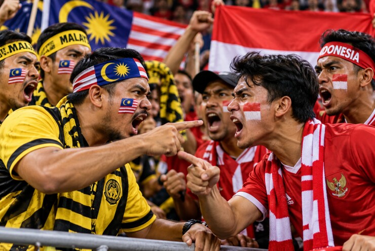 Fan của Malaysia và Indonesia đại chiến trên mạng xã hội