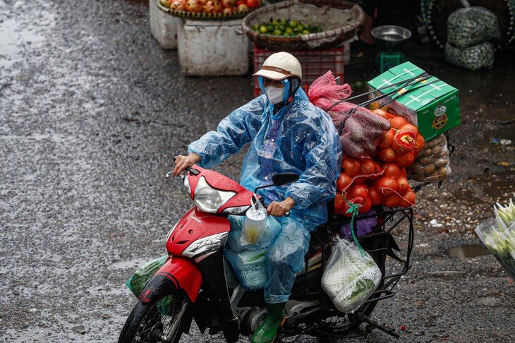 Hà Nội có khoảng 3 đợt không khí lạnh trong tháng 10. Ảnh: Tuấn Anh