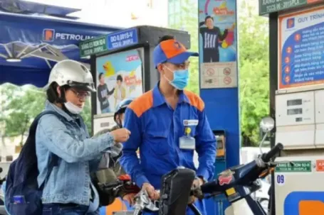 Tiếp tục ưu đãi thuế xăng dầu 0% đến hết năm 2026