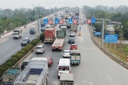 Hà Nội giảm tốc độ, điều chỉnh phân làn trên cầu Thanh Trì gần 3 tháng