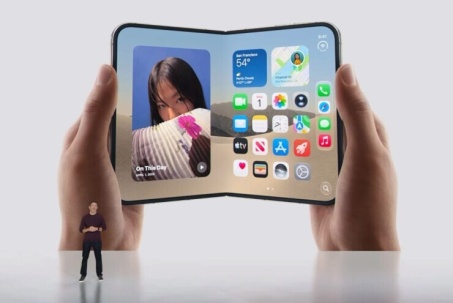 Tim Cook đã rút lui kịp thời để tránh khỏi "vũng lầy" iPhone Duo