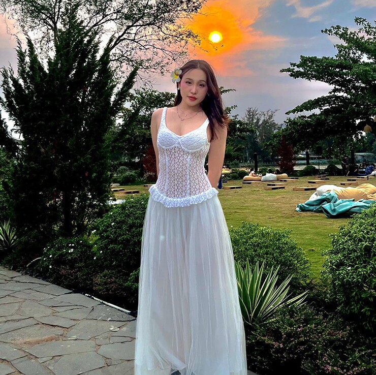 Những thành tích ấy cho thấy Tuyết Sang không chỉ được biết đến với tư cách em gái của Châu Tuyết Vân, mà đã từng bước tạo dấu ấn riêng trên sàn đấu Taekwondo. Bên cạnh thành tích thi đấu, Tuyết Sang còn gây chú ý bởi ngoại hình trẻ trung, dễ thương.