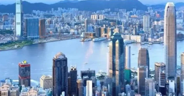 Cuộc điện thoại khiến người giàu Trung Quốc "phát sốt"