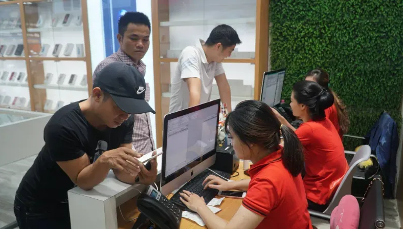 Trần Linh Mobile: Sửa điện thoại, iPad, MacBook sửa đúng lỗi, báo đúng giá - 2