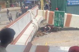 Cổng làng sập, đè đứt cánh tay bé trai: Ai chịu trách nhiệm?