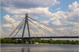 Nga tấn công cây cầu huyết mạch thứ 2 ở Kiev