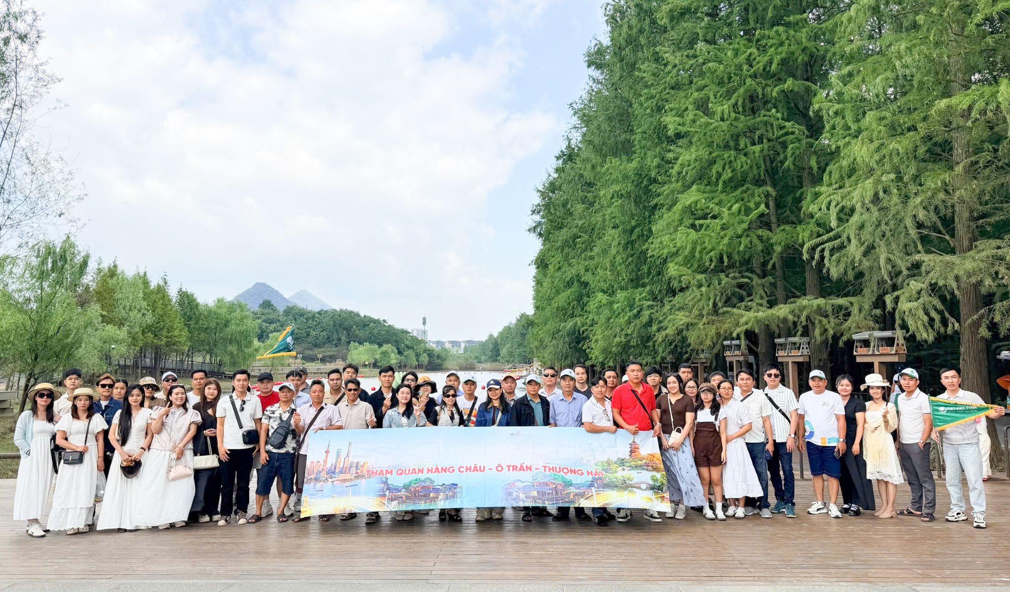 Đăng ký Tour Thượng Hải bay thẳng Sun PhuQuoc Airways trong tháng 10, chỉ 13.990.000 đồng. Ảnh. Đất Việt Tour