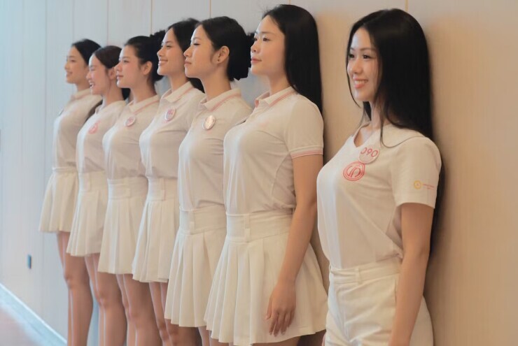 Bên trong phòng tập của 53 cô gái Hoa hậu Việt Nam