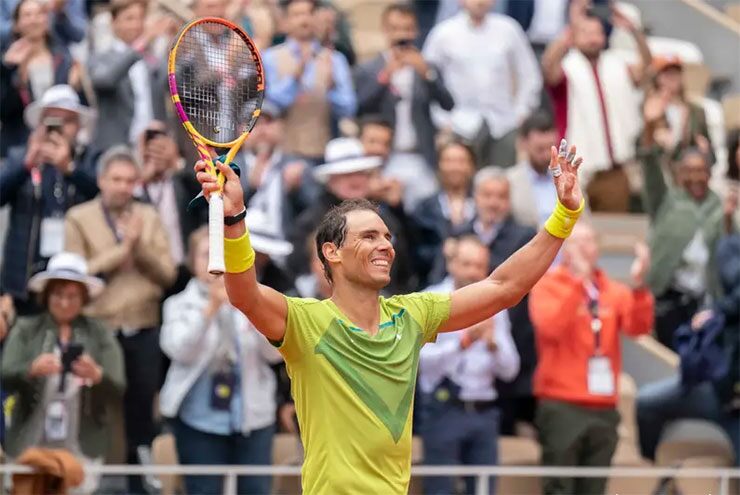 Nóng nhất thể thao tối 4/10: Nadal nâng cúp ở giải biểu diễn mini