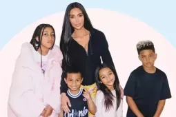Kim Kardashian tiết lộ thuê 5 bảo mẫu chăm 4 con
