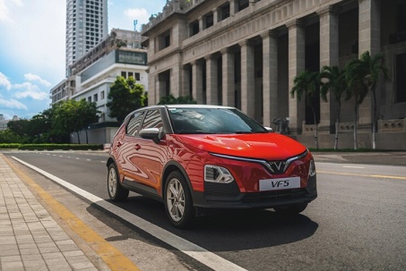 Giá xe VinFast VF 5 cập nhật tháng 10/2026