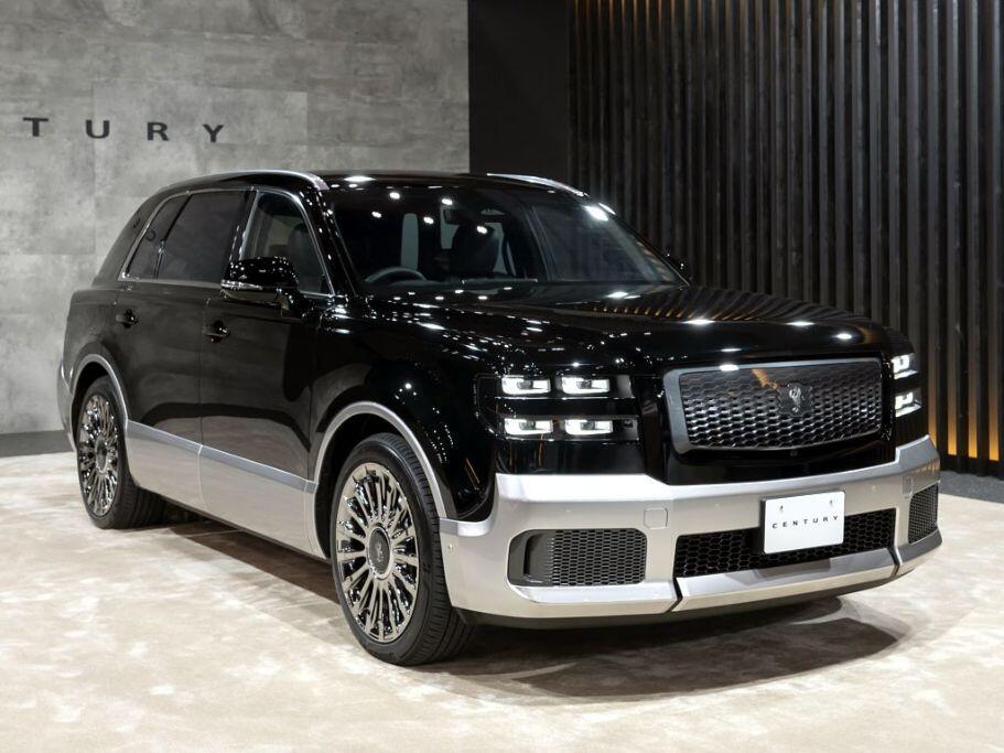 Định hướng này giúp Century tạo ra một bản sắc khác biệt so với Rolls-Royce hay Bentley.
