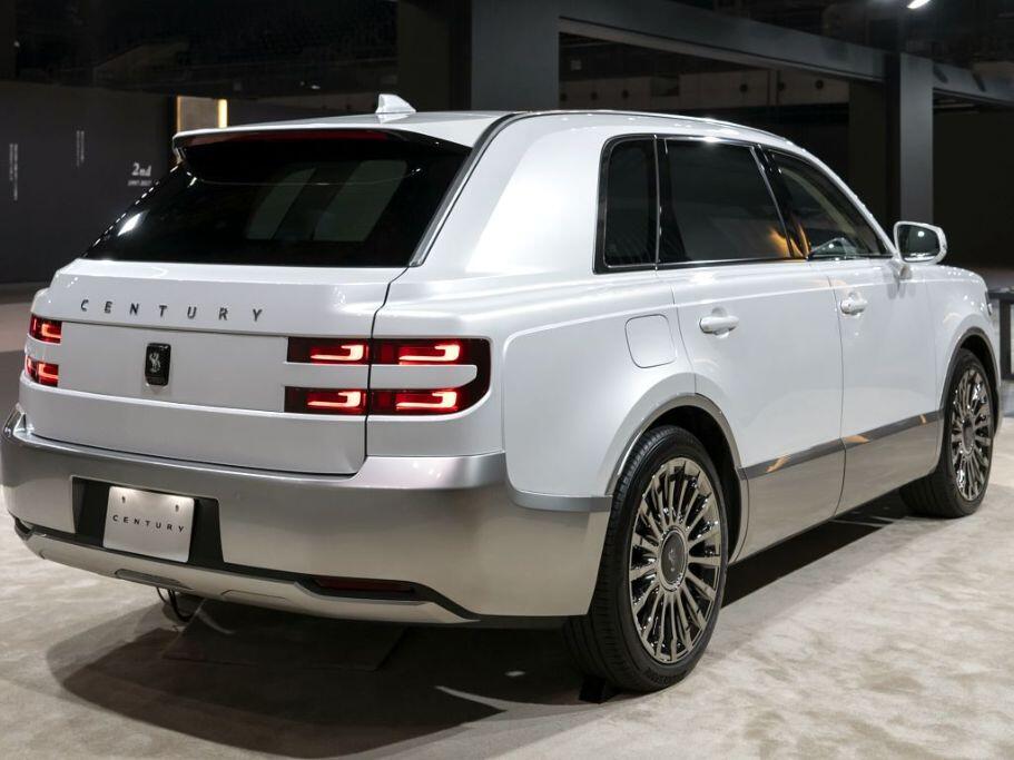 Toyota Century sẽ được bán toàn cầu và định vị phân khúc siêu sang - 2