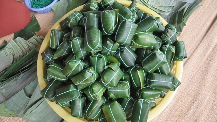 Nem chua là thực phẩm lên men quen thuộc nhưng dễ giảm chất lượng nếu bảo quản không đúng cách
