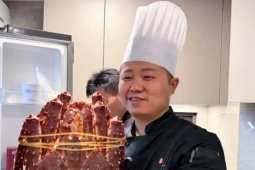 Bỏ việc ở khách sạn đi nấu ăn tại nhà, đầu bếp kiếm hơn 200 triệu đồng/tháng