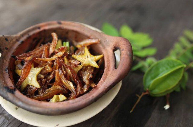 Cá cơm tuy nhỏ nhưng giàu protein, omega-3 và khoáng chất; ăn cả phần xương mềm còn giúp bổ sung canxi, song cách chế biến rất quan trọng. (Ảnh minh hoạ)