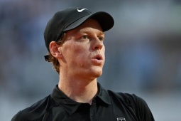 Tay vợt số 1 Jannik Sinner tuyên bố nghỉ hết năm 2026 vì chấn thương