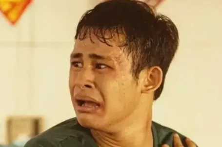 ‘Trại buôn người’ vượt 300 tỷ đồng, đạo diễn quyết định bất ngờ