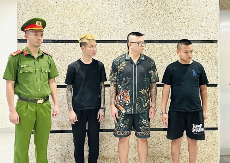 Các đối tượng tại cơ quan công an. Ảnh: CACC