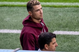 Ronaldo xác nhận chưa giã từ ĐT Bồ Đào Nha, công bố lí do mâu thuẫn HLV Jesus