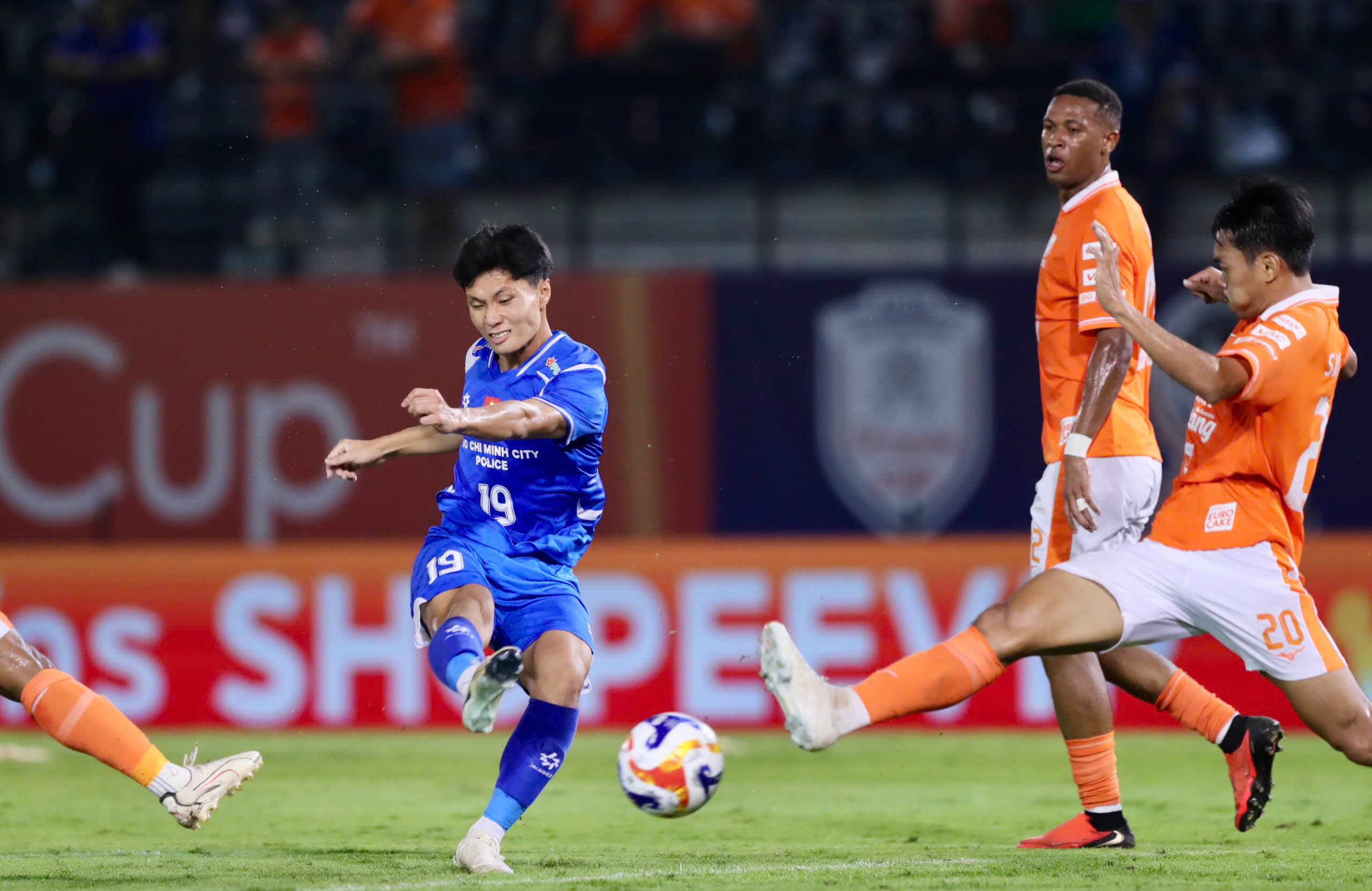 Trực tiếp bóng đá Ratchaburi - Công an TP.HCM: Chủ nhà gỡ hòa phút 90+2 (Hết giờ) - 9