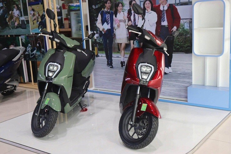 Bảng giá xe máy điện Honda ICON e: tháng 10/2026: Giảm thẳng tới 4 triệu đồng